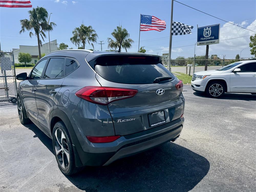 2016 Hyundai Tucson Sport - Photo 6